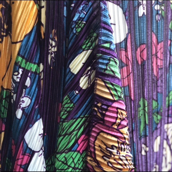 NWOT LuLaRoe Shirley M fits sizes 10-18 - Picture 3 of 6